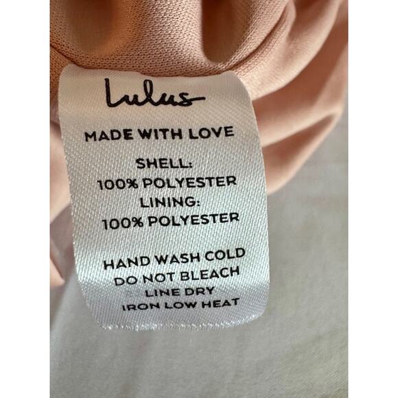 NWT Romantic Lulu’s Sleeveless Rose Dress with Front Slit – Size [Small] - Picture 6 of 7